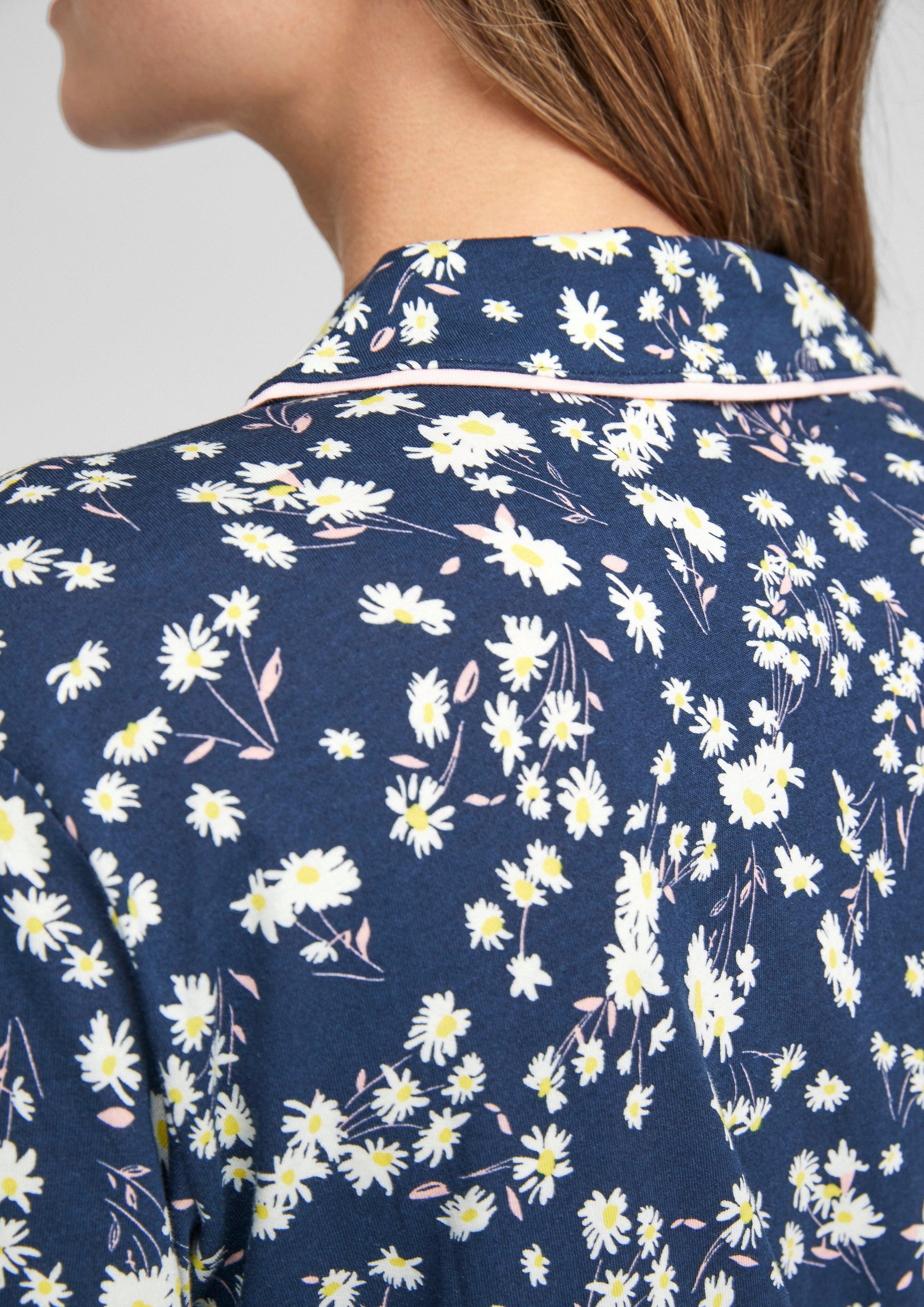 Kurzer Pyjama mit Musterprint  531.899.235.34388-58M7