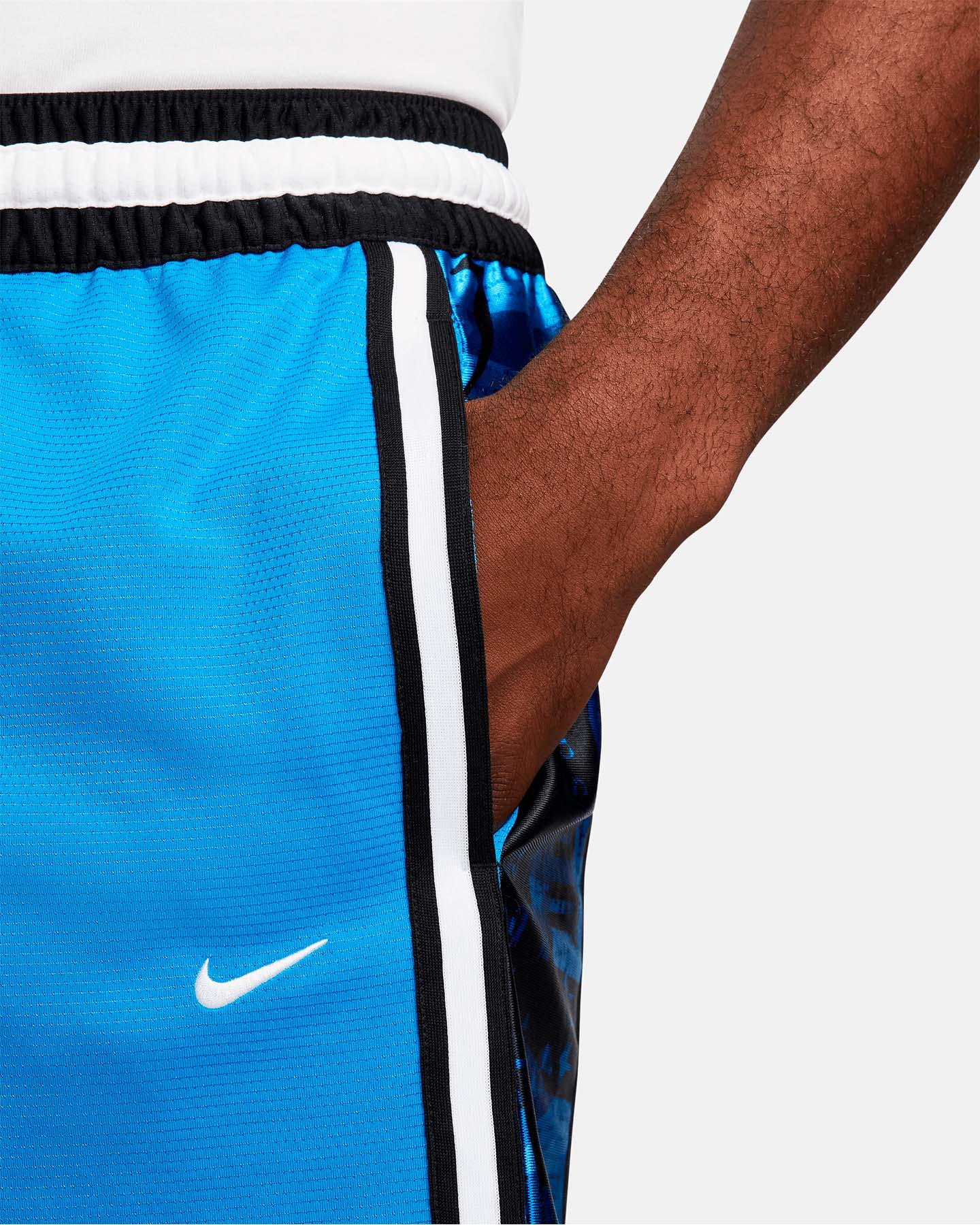 Pánske nohavice Basket Nike Dna 8in Graphic M DV9478-435