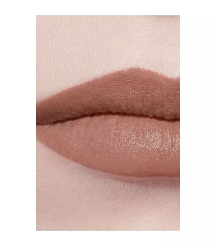 ROUGE ALLURE VELVET Le Rouge Velours Lumineux