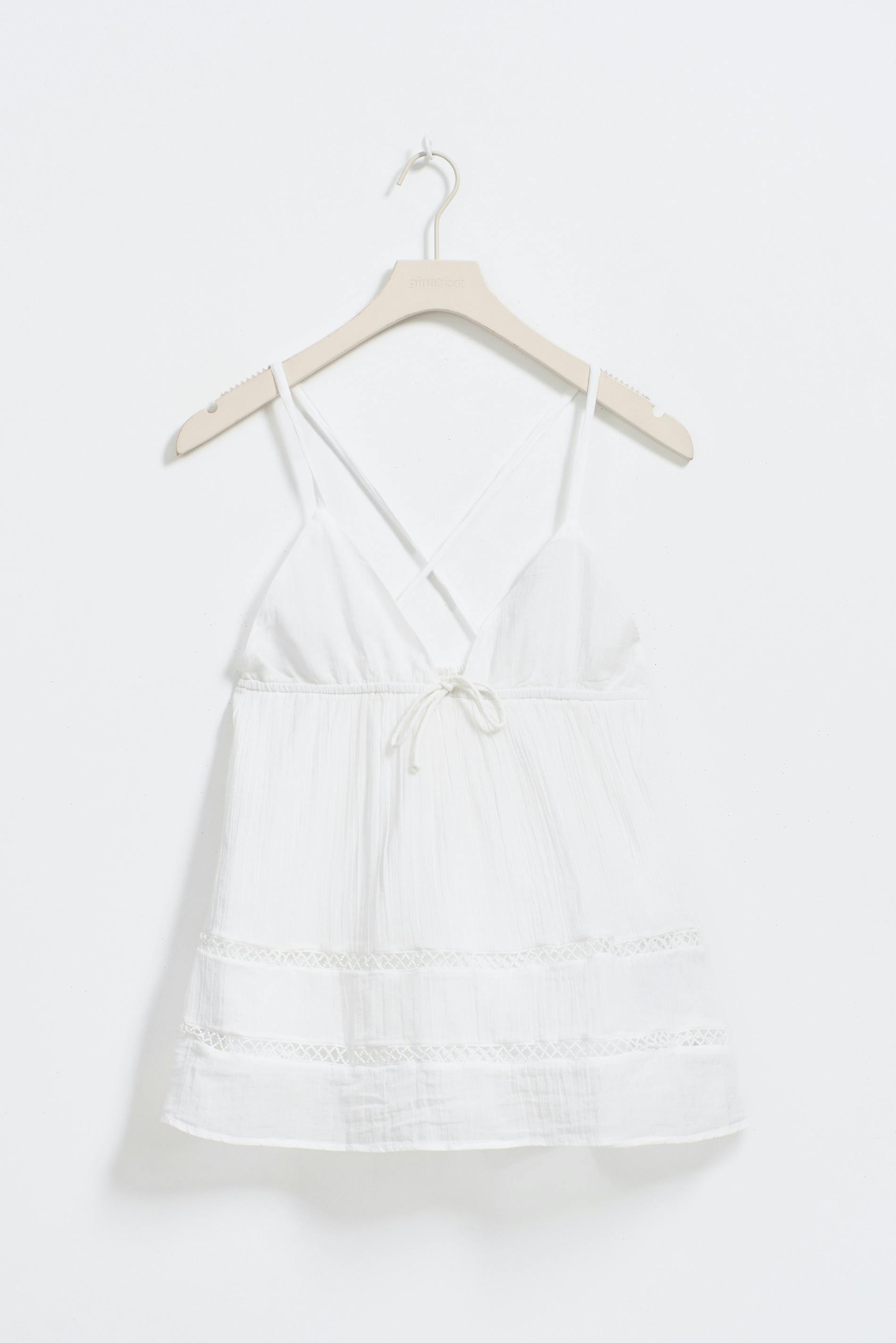 Y triangle singlet