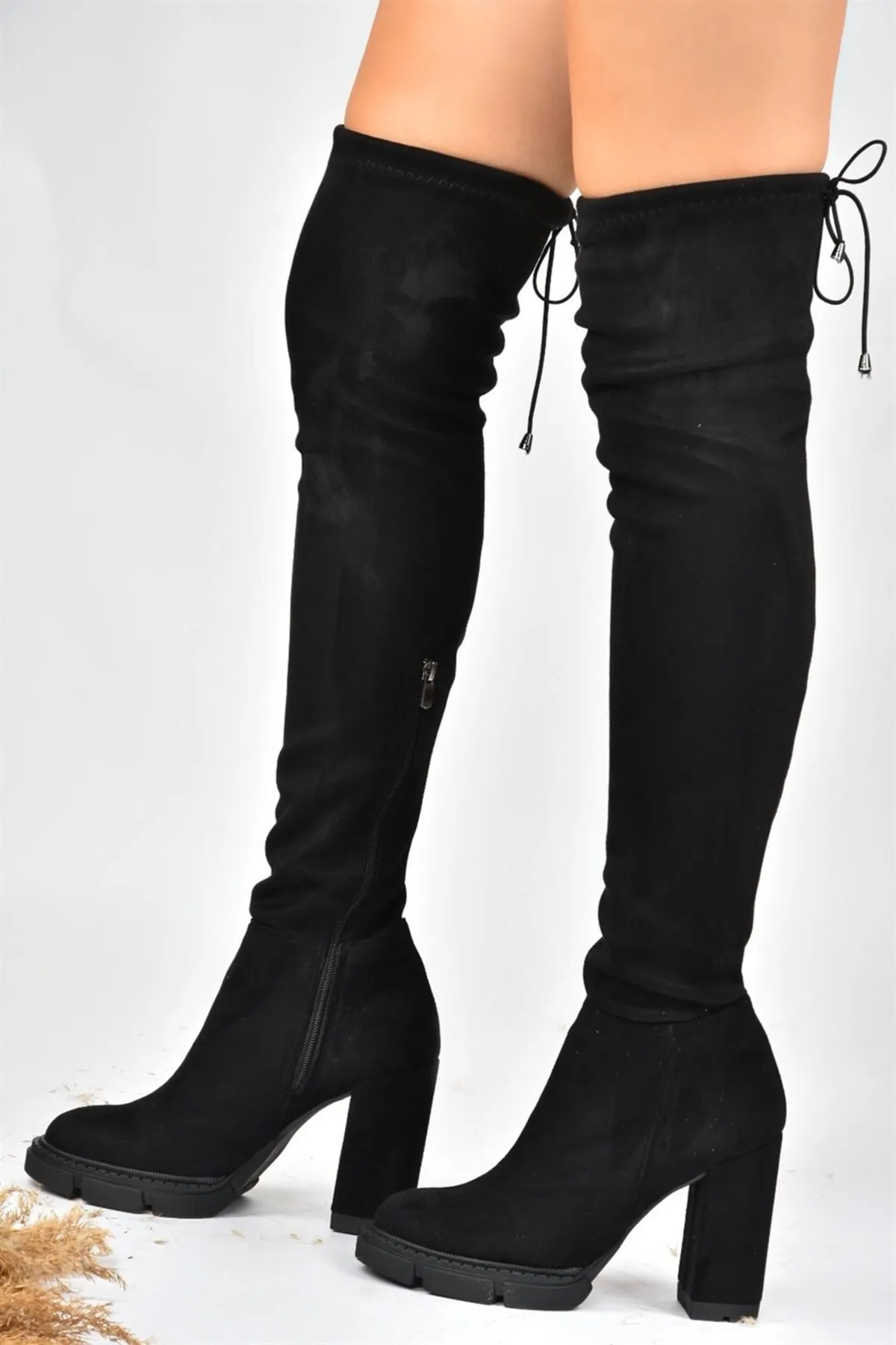 Fox Shoes  Schwarze Wildleder-Stretch-Sockenstiefel mit hohem Absatz L282770002