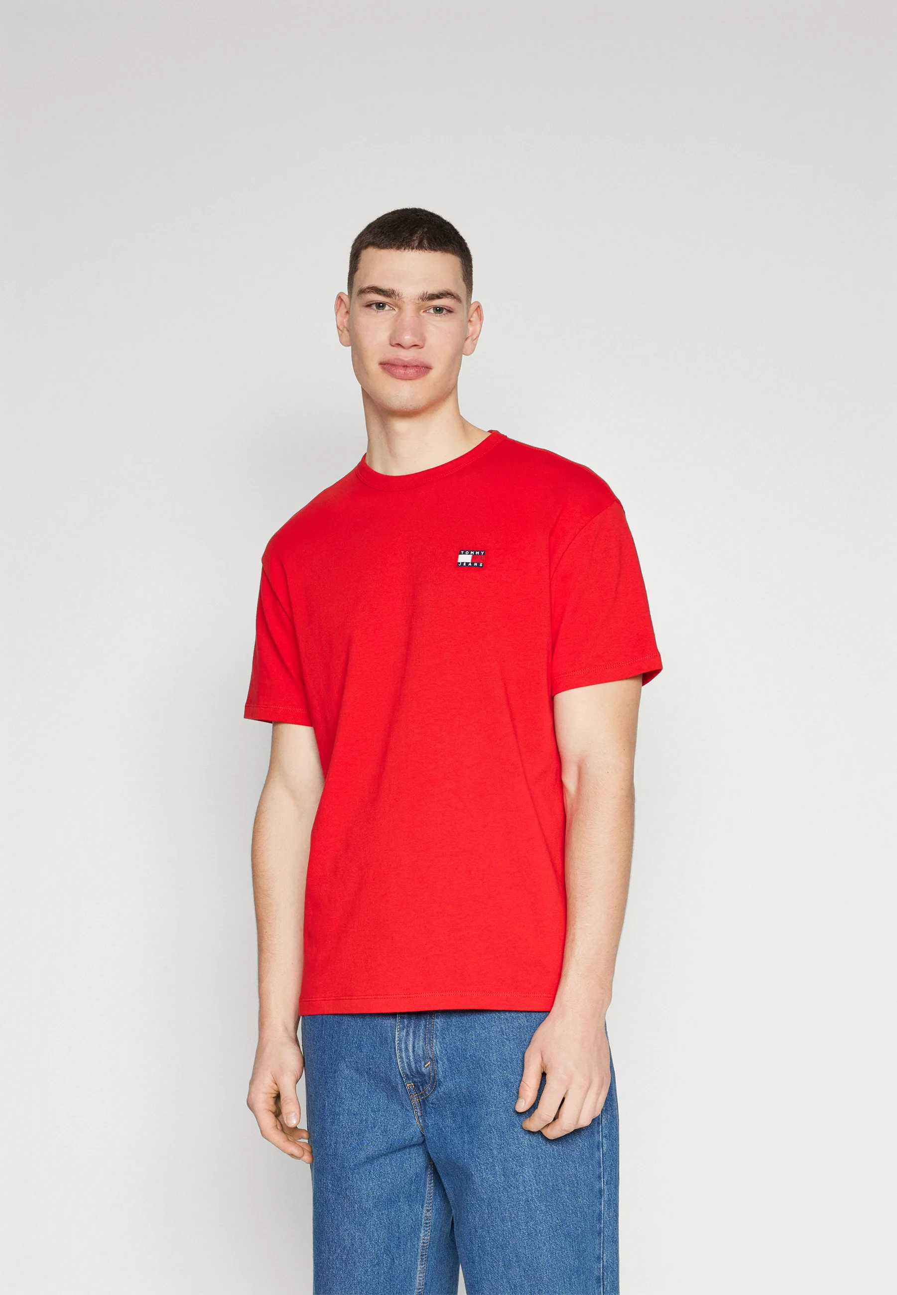 Tommy Jeans TJM REG BADGE TEE EXT - Camiseta básica
