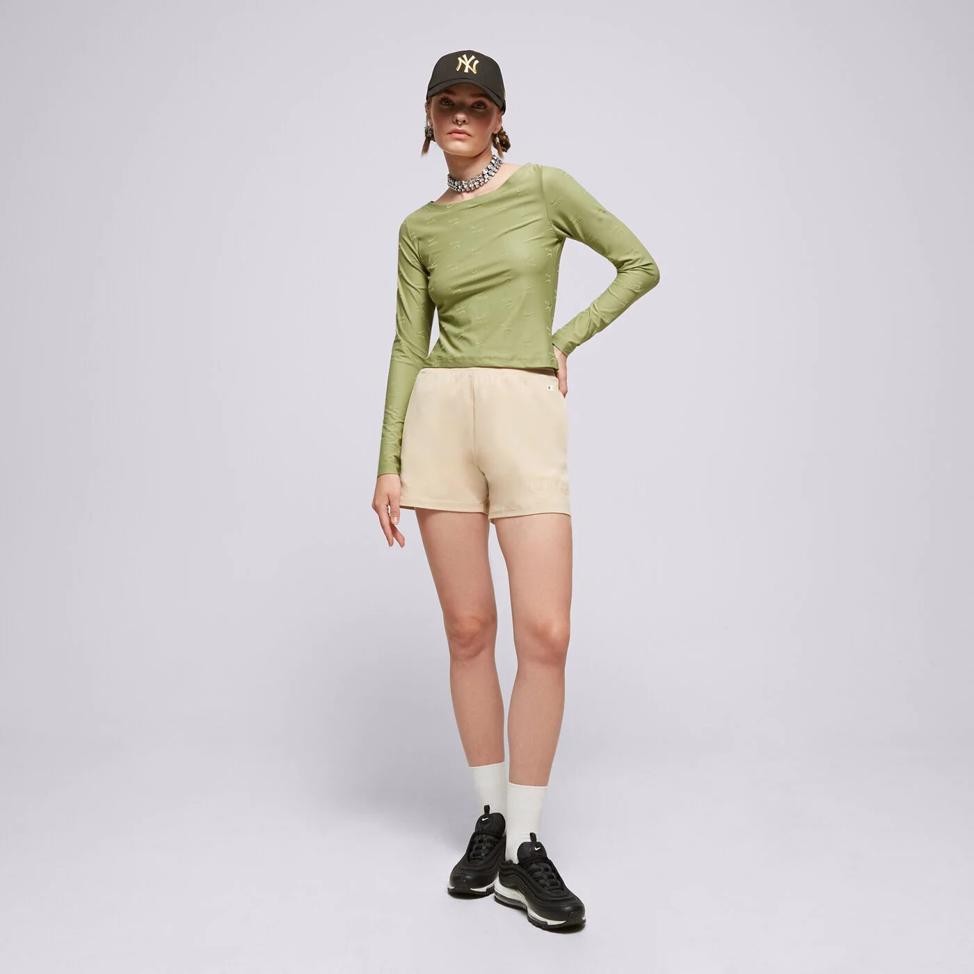CHAMPION SHORTS SHORTS Braun