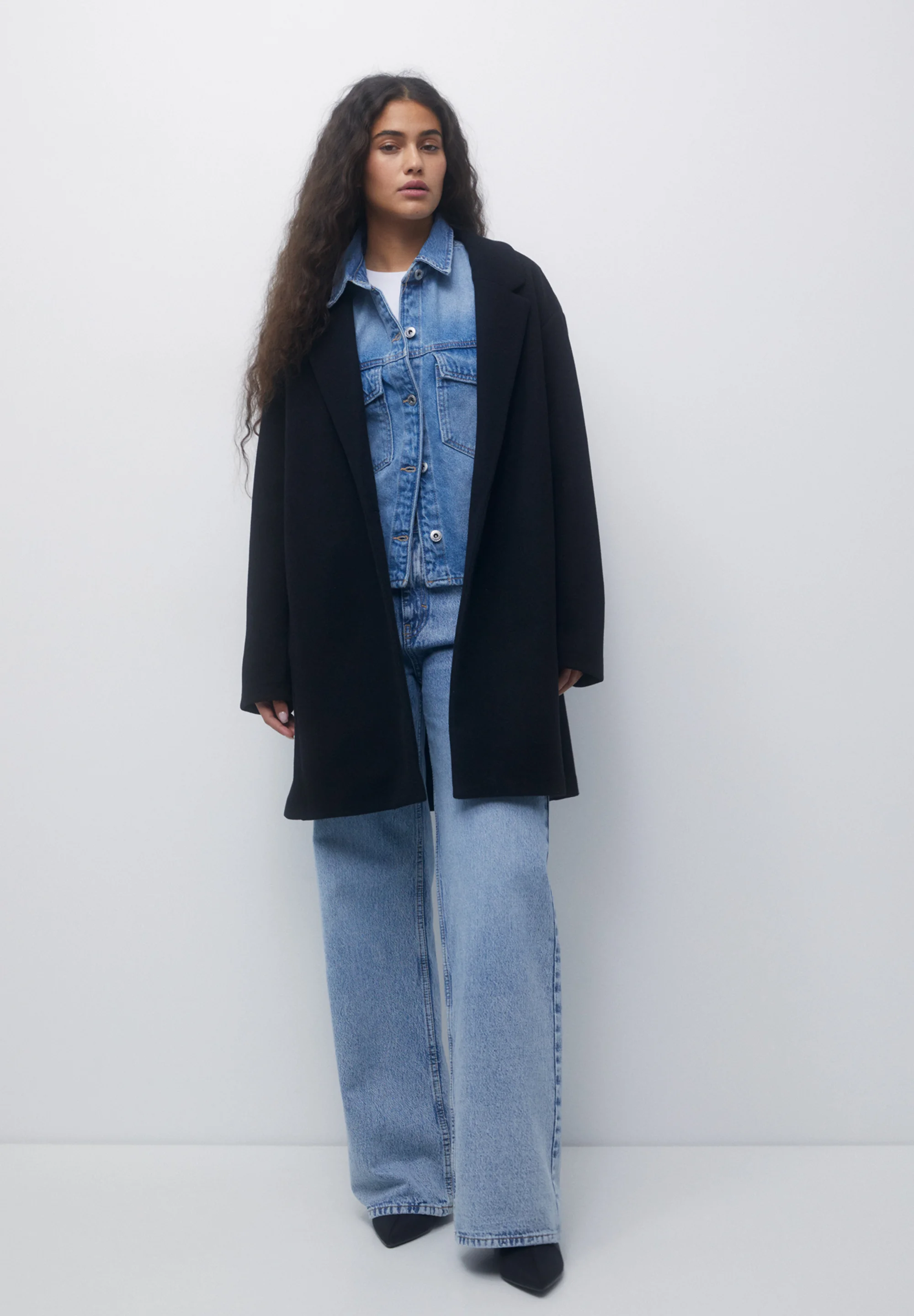 PULL&BEAR TEXTURA DE FIELTRO CON BOTÓN - Abrigo corto