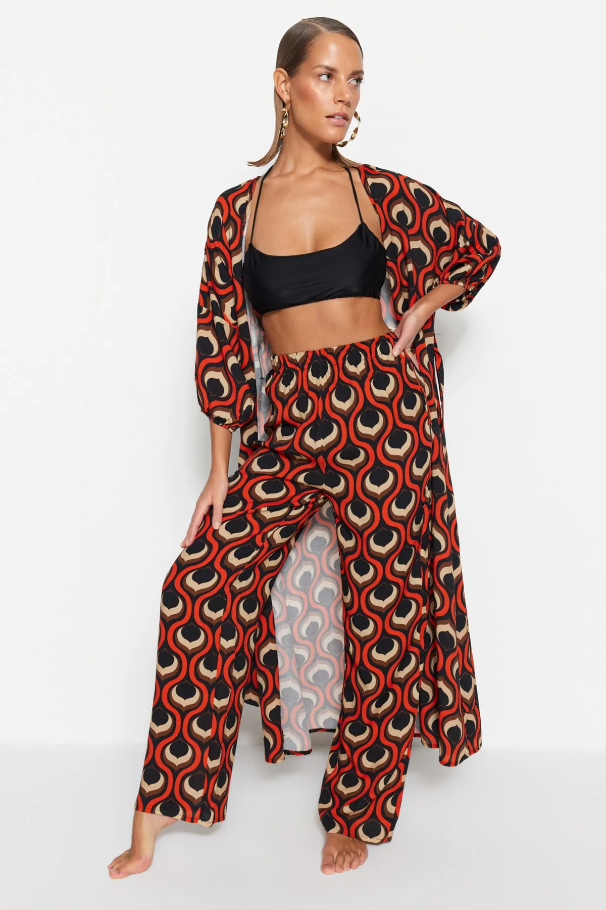 Trendyol Collection  Geometrisch gemusterte Webhose TBESS23PL00010