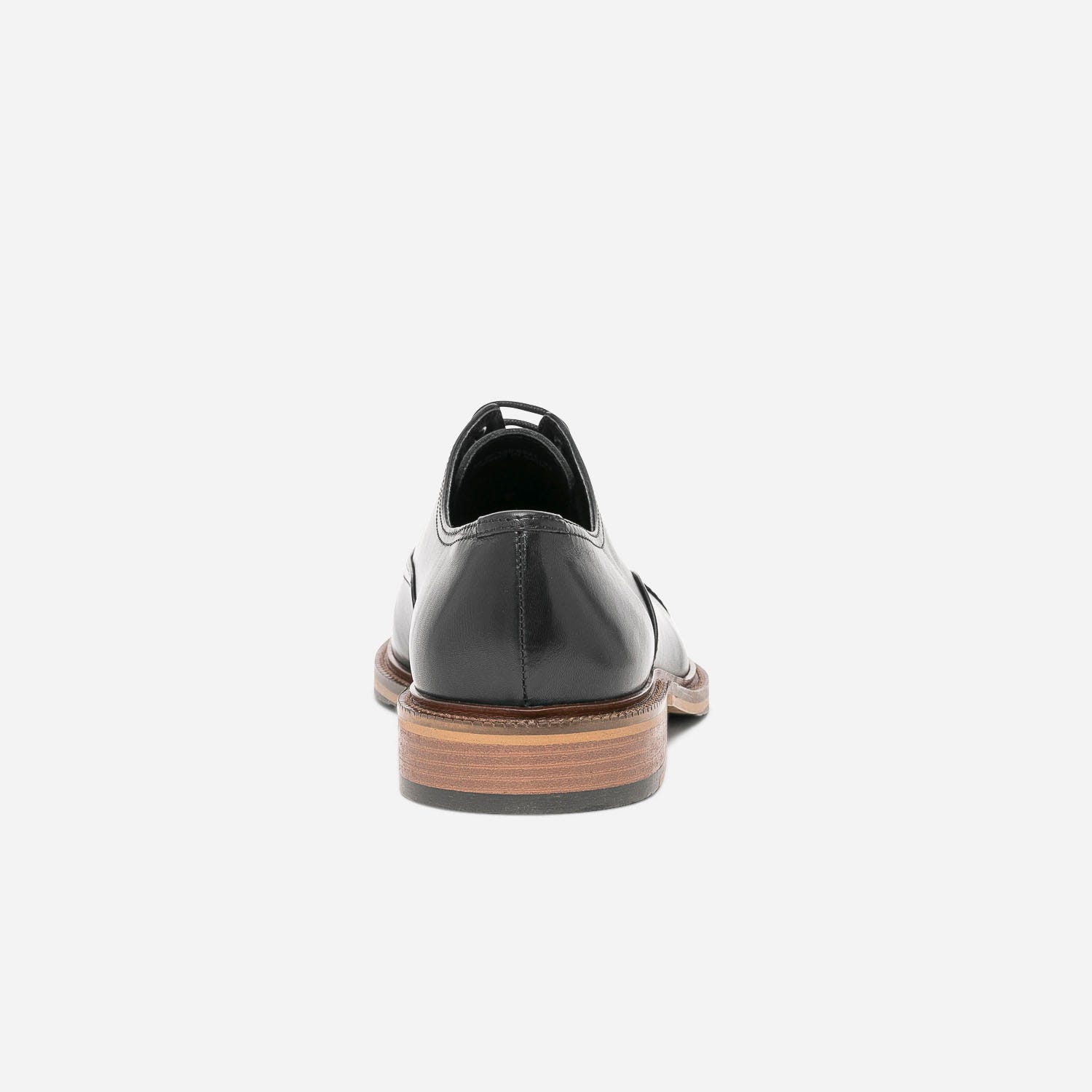 Richelieu noir éco-conçu en cuir