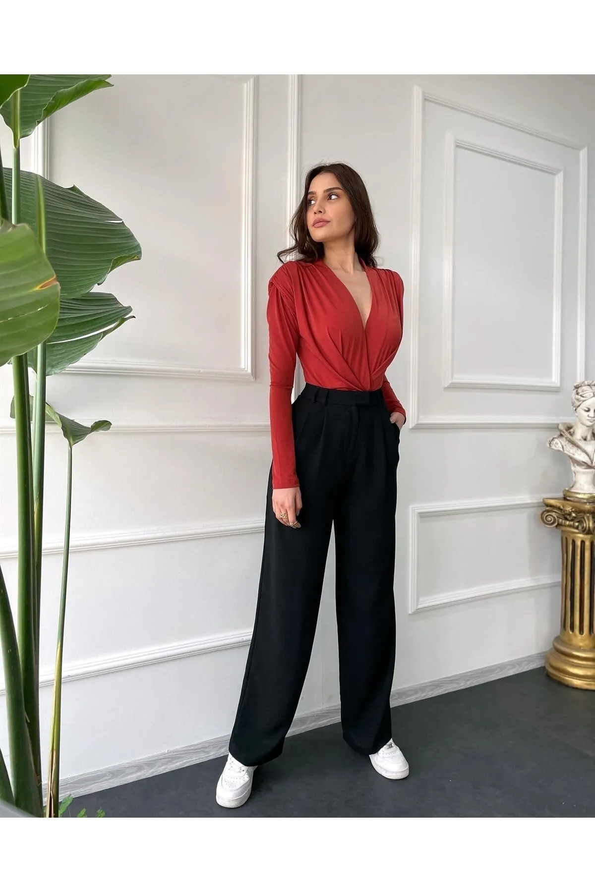 GRİLAND  Schwarze Palazzo-Hose mit hoher Taille und Falten für Damen