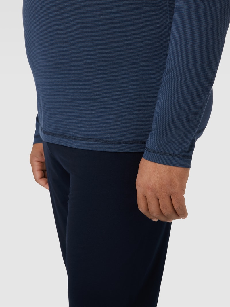 PLUS SIZE Pyjama mit Label-Details in blau meliert
