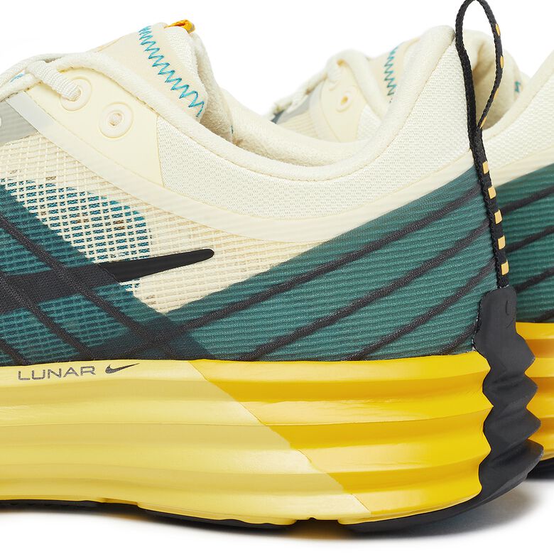 NIKE Wmns Lunar Roam alabaster/black-lemon drop-green abyss