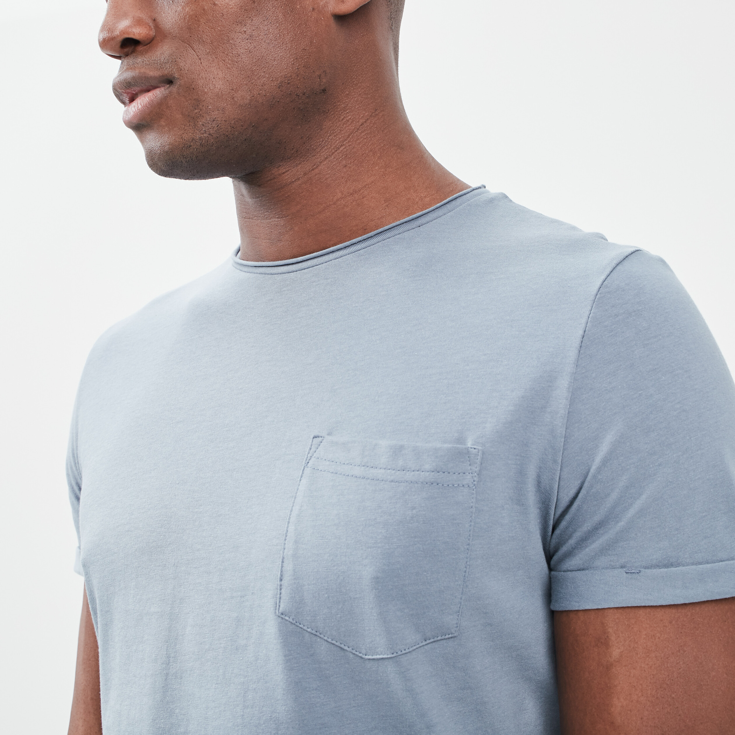 T-shirt col rond avec poche plaquée bleu gris homme | La Halle