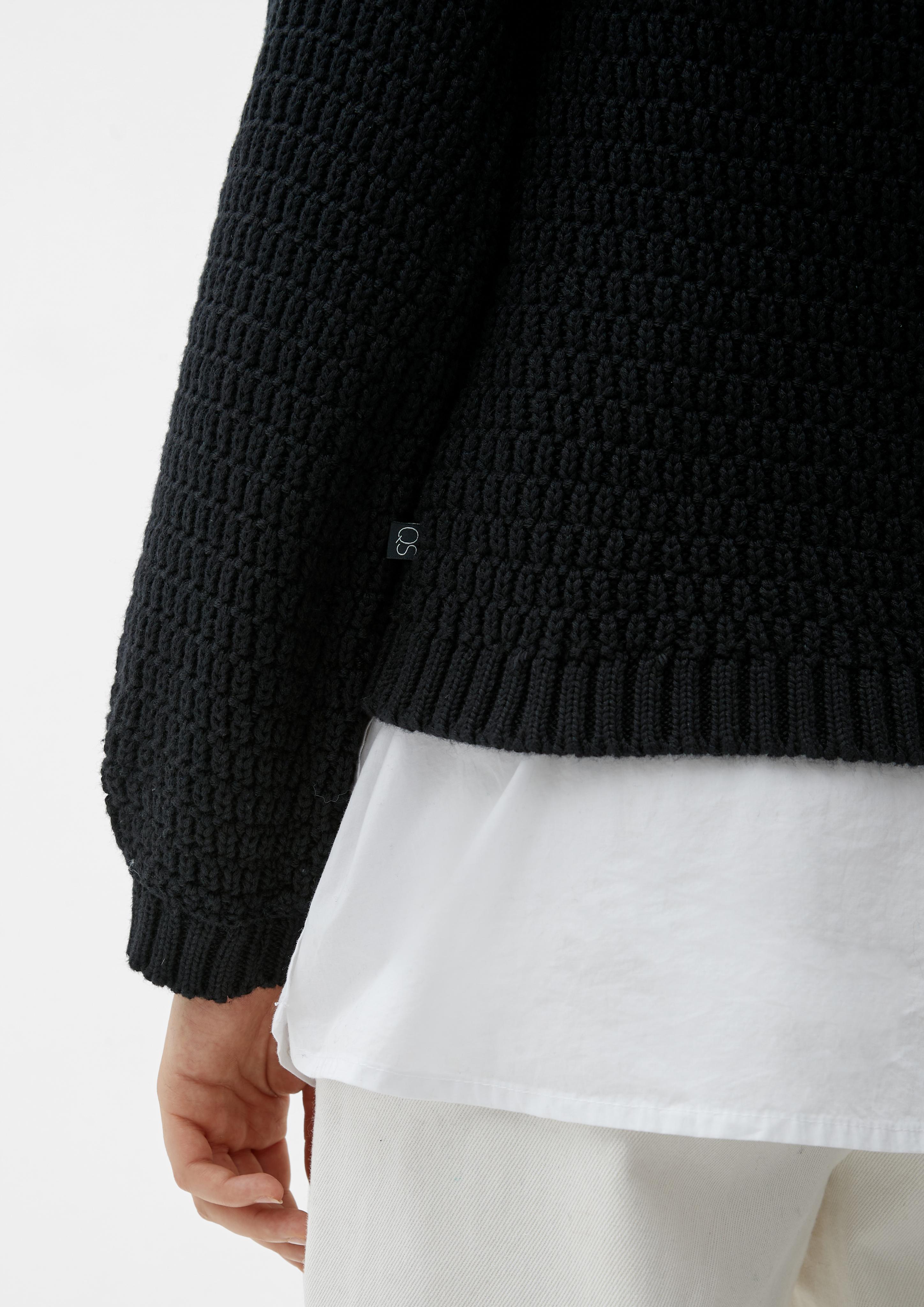 Strickpullover mit V-Ausschnitt  2119040-9999