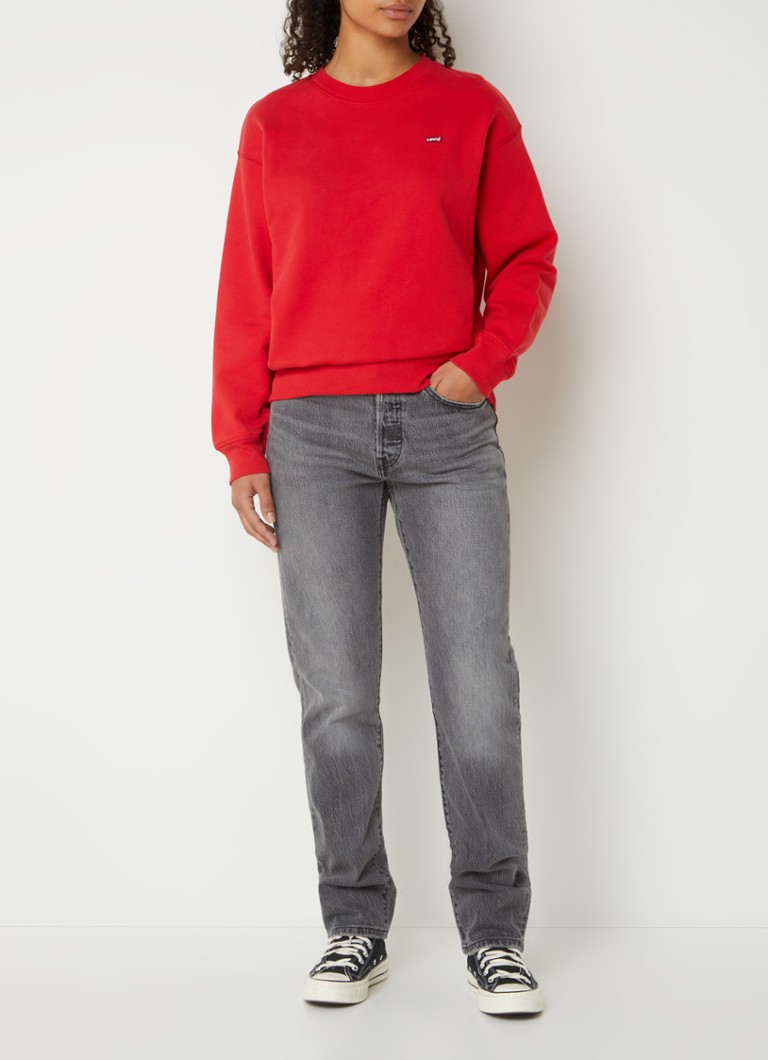 Blugi Levi's 501, talie înaltă, croială dreaptă, culoare spălată.