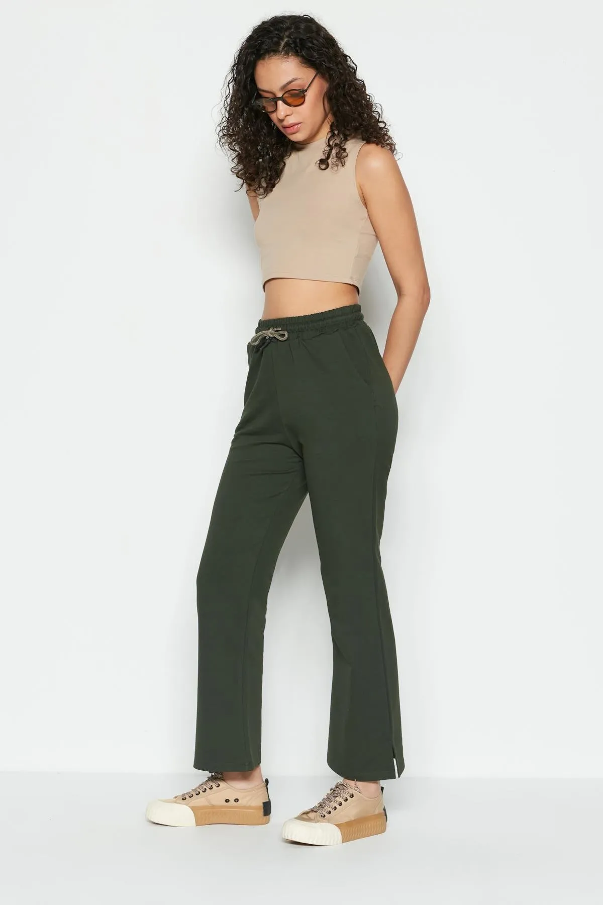 C&City  Jogginghose mit Schlitz und ausgestelltem Bein, 741 Khaki