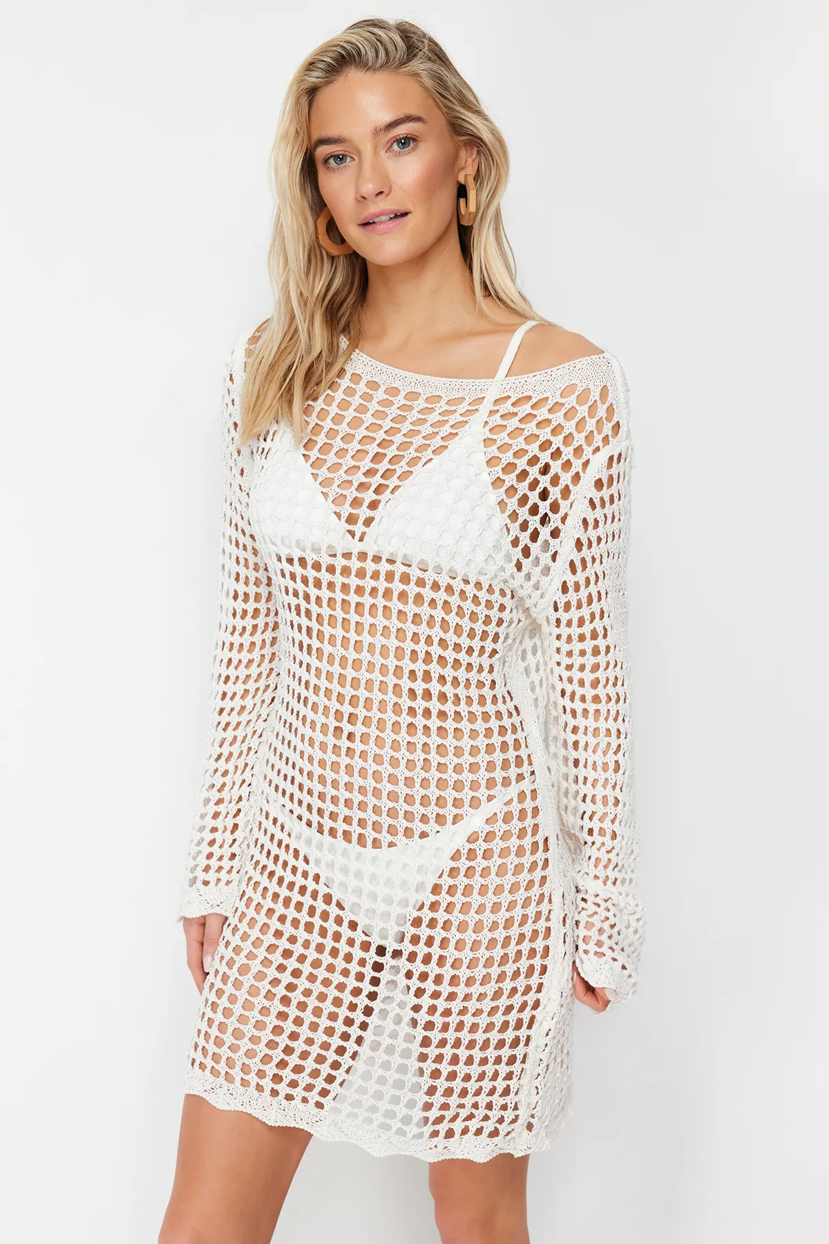 Trendyol Collection  Ecru Mini-Strandkleid im gestrickten Strick-Look TBESS24EL00065