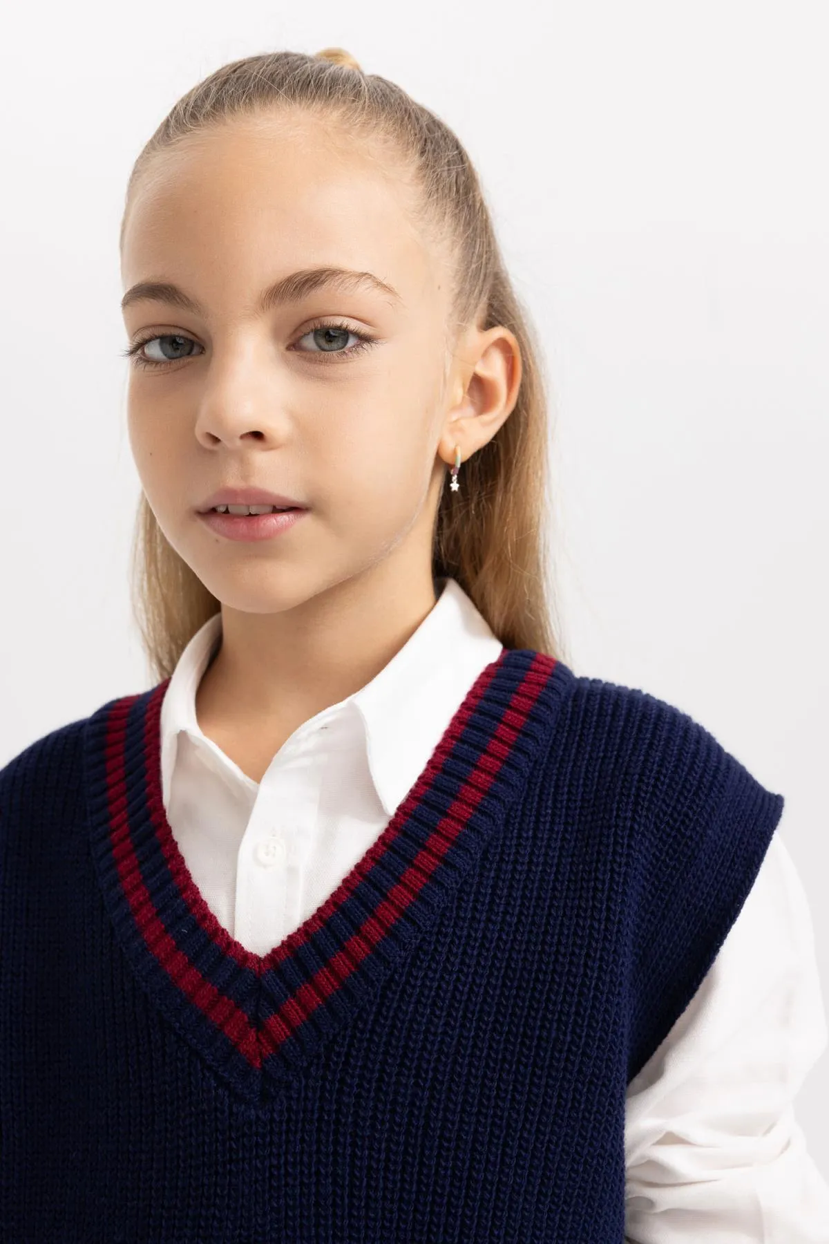 DeFacto  Mädchenpullover - Modell A2296a823wn