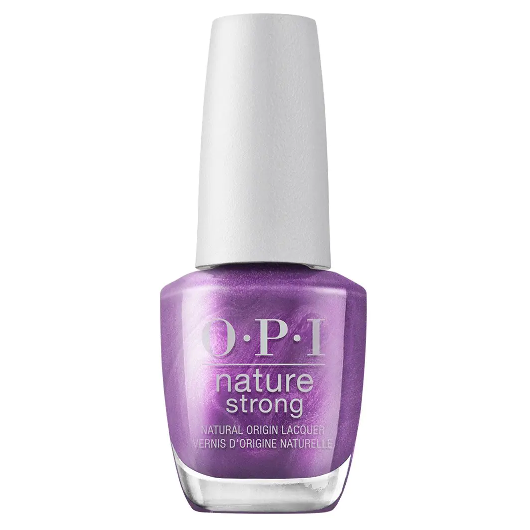 Opi Natre Strong lak za nokte Achieve Grapeness 15ml