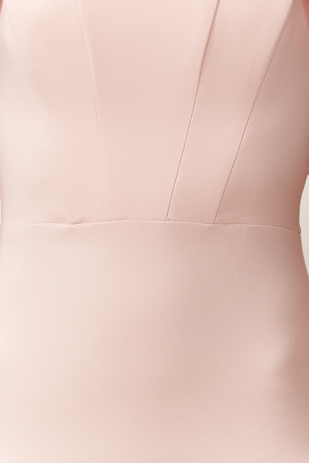 Trendyol Collection  Puderfarbenes, figurbetontes, gewebtes Korsett-Detail, elegantes Abendkleid TPRSS22EL00097