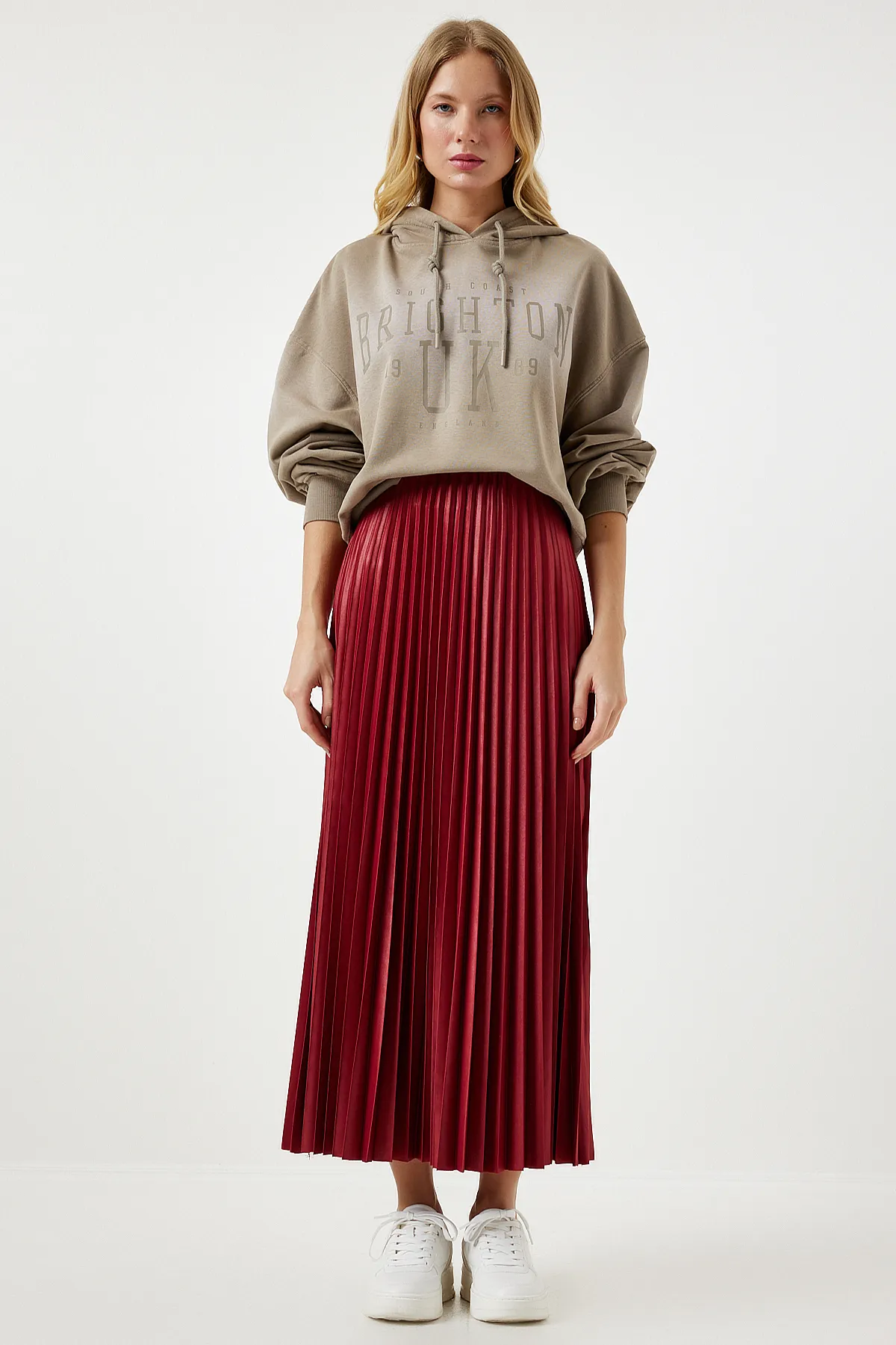 Happiness İstanbul  Roter Plissee-Strickrock mit glänzender Oberfläche für Damen LJ00002