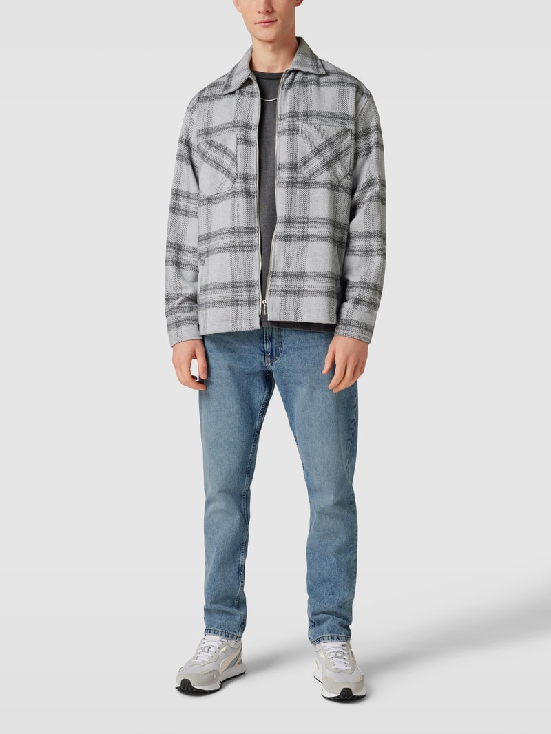Straight Fit Jeans mit Label-Details Modell 'AUTHENTIC' in hellblau
