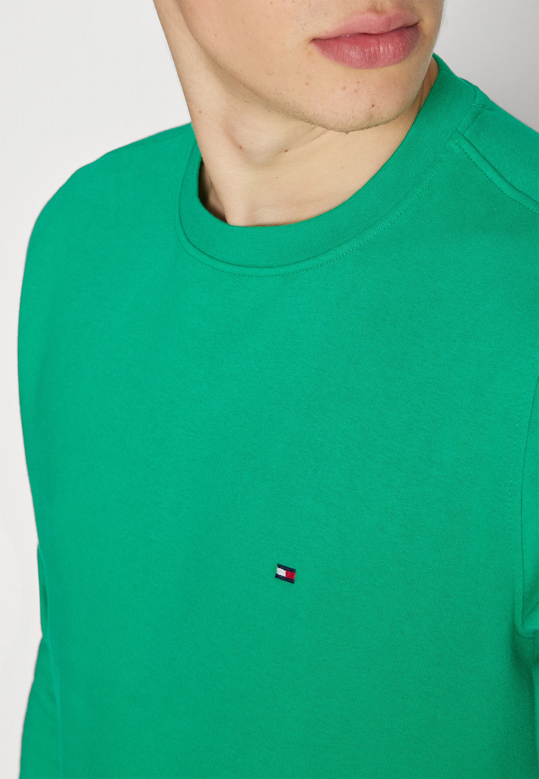 Sudadera con el logotipo de la bandera de Tommy Hilfiger
