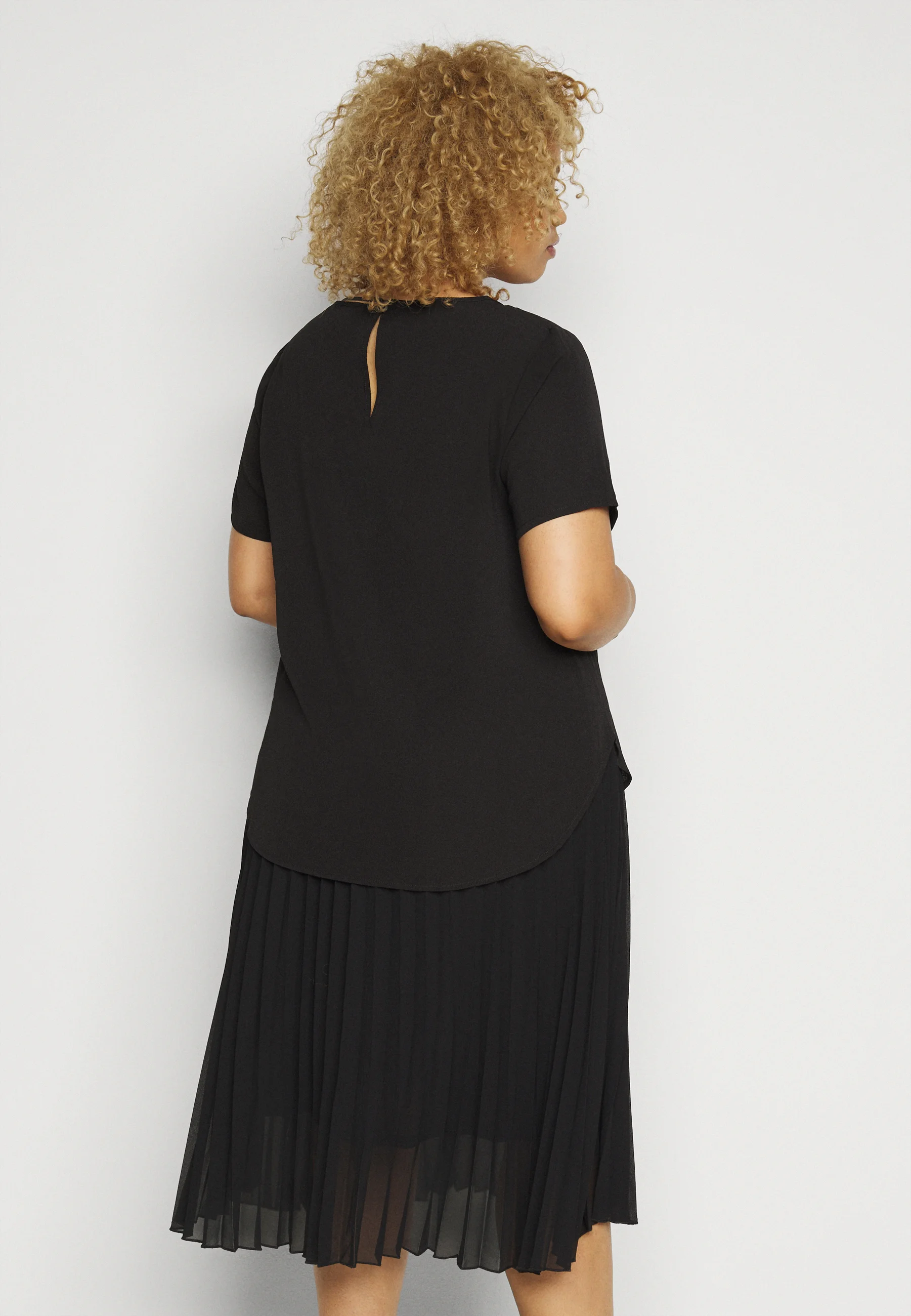 ONLY Carmakoma CARVICA LIFE - Camiseta con estampado