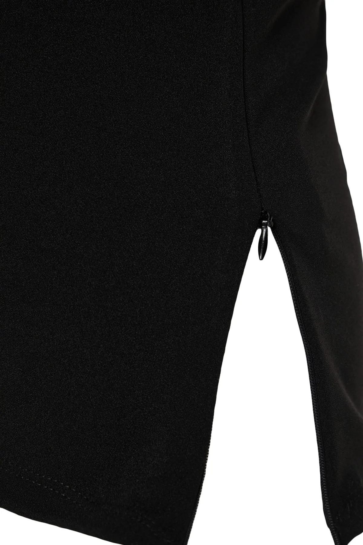 Trendyol Collection  Schwarze Krepp-Strickbluse mit trägerlosem Kragen und seitlichem Reißverschluss TWOSS23BZ00928