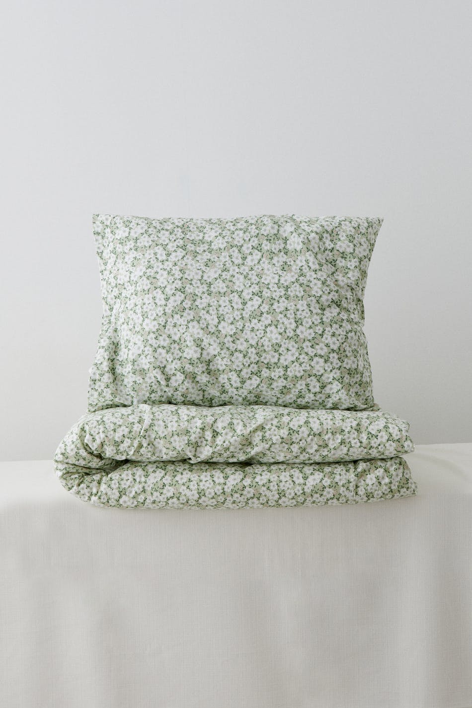 Printed bed set