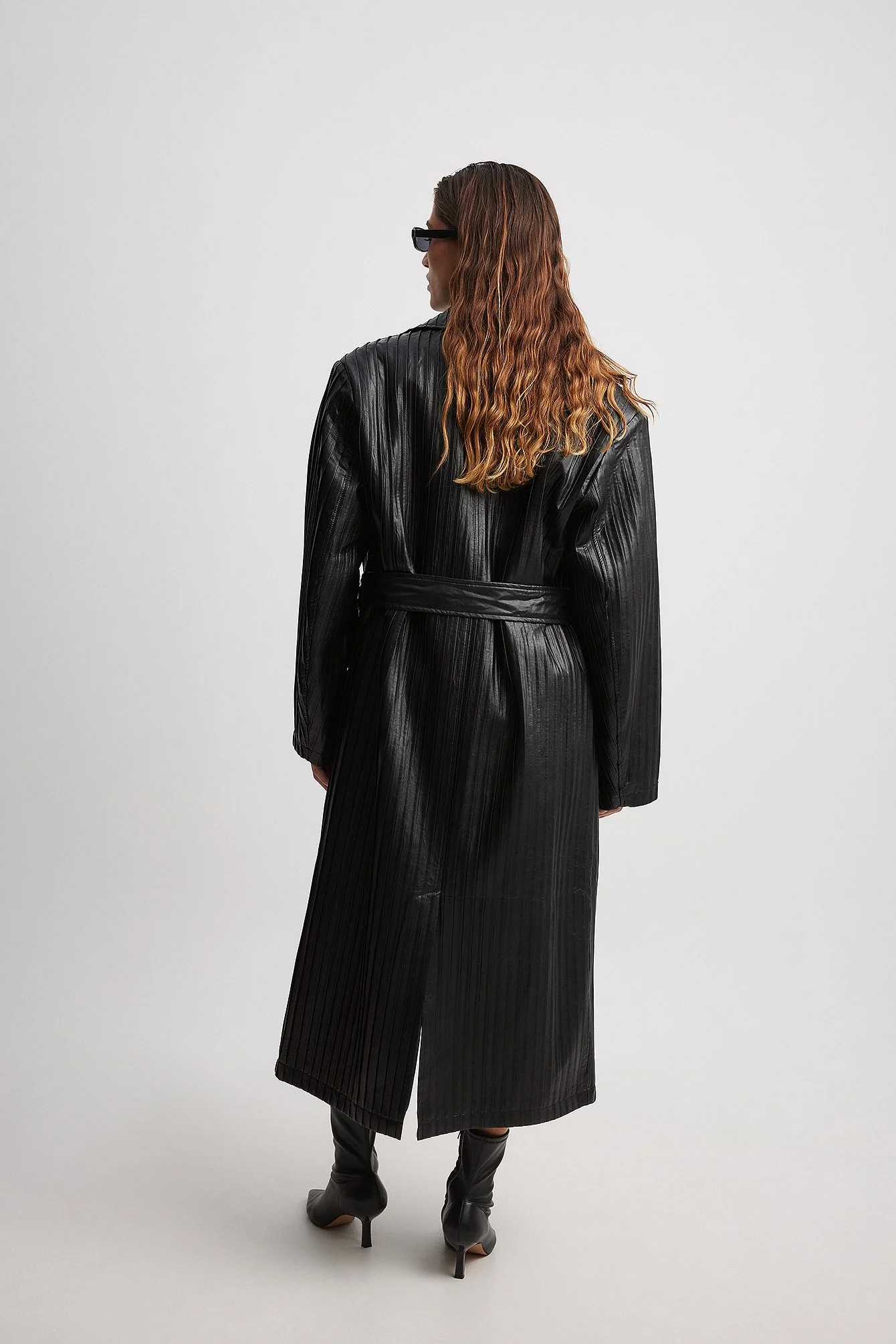 Oversized PU-Trenchcoat mit Plissé-Detail