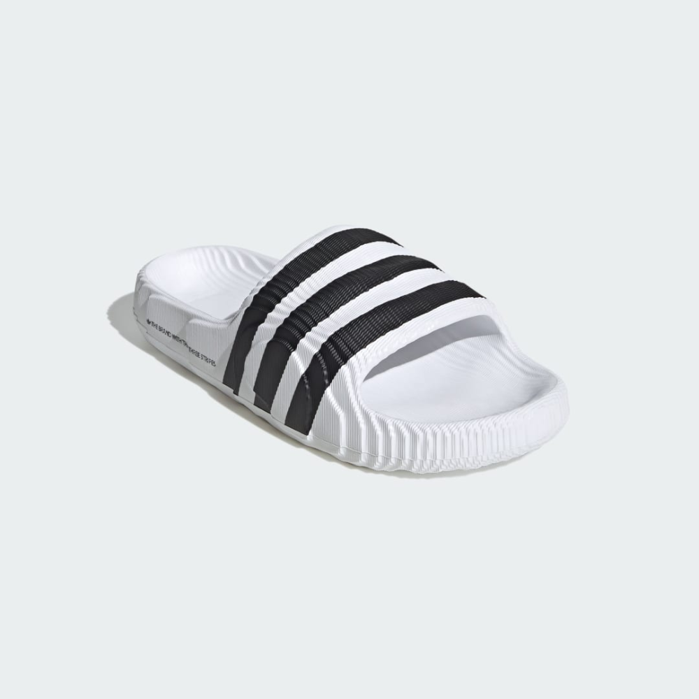 adidas Adilette 22 IF3668 / weiss