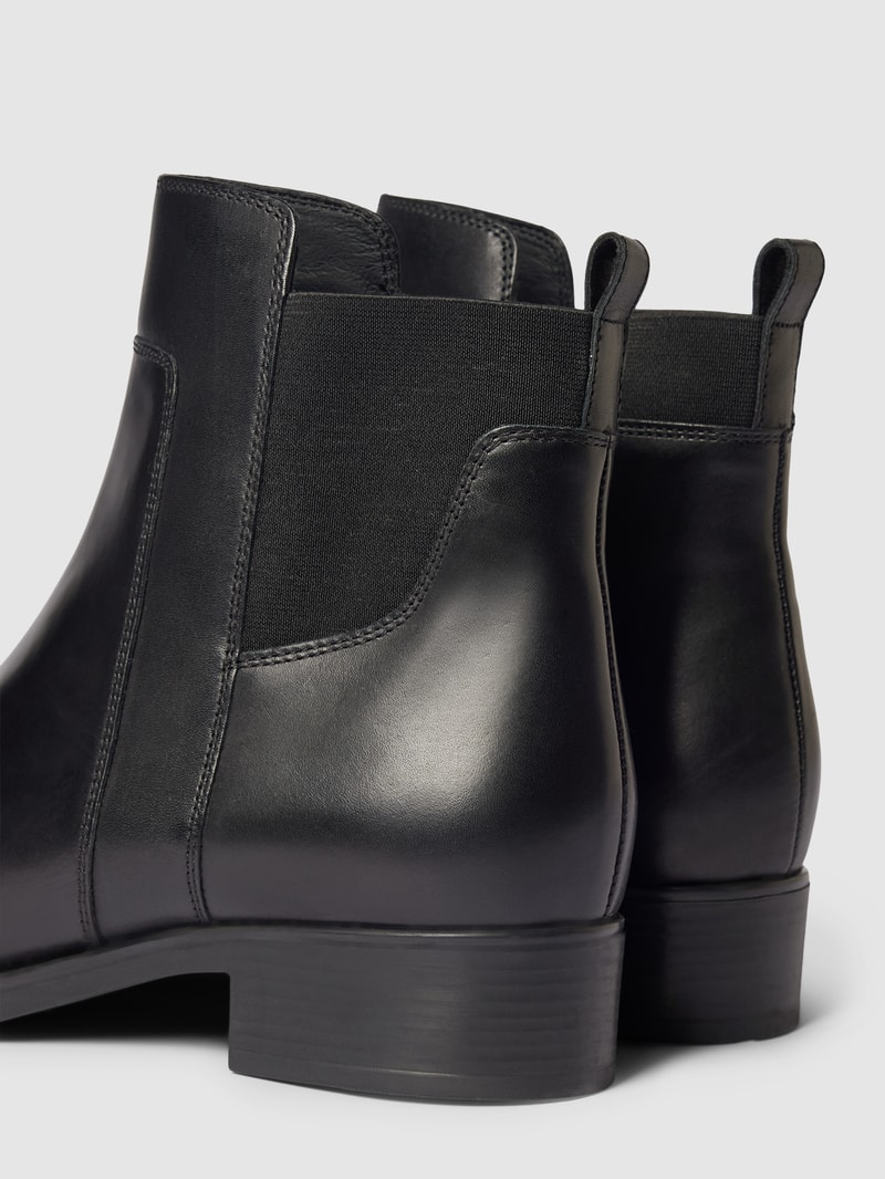 Chelsea Boots aus echtem Leder Modell 'FELICITY' in schwarz