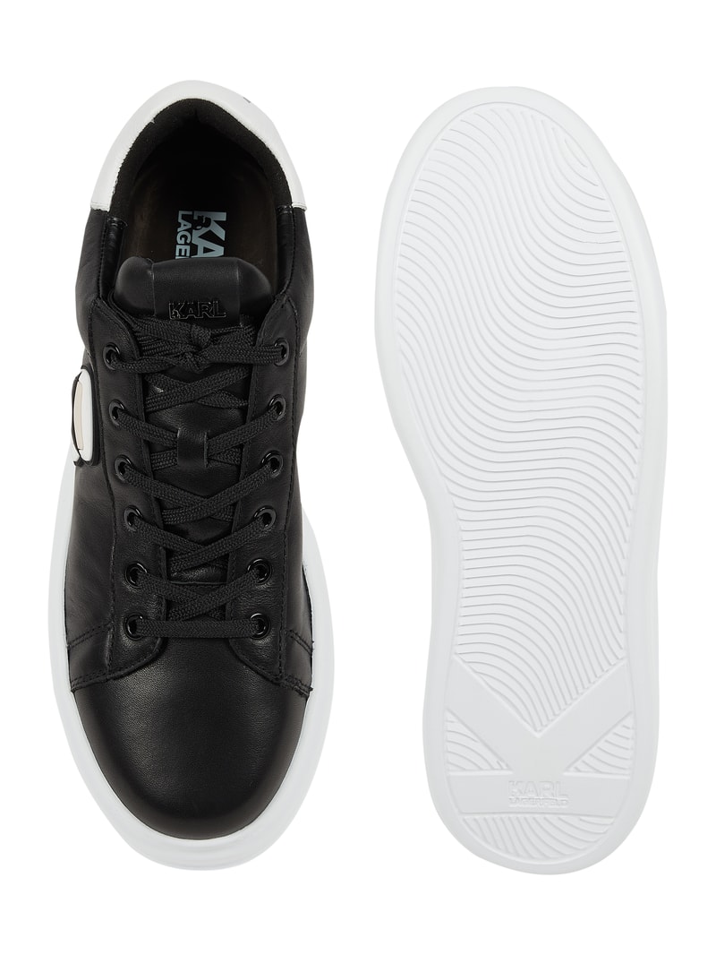 Sneaker aus Leder in schwarz