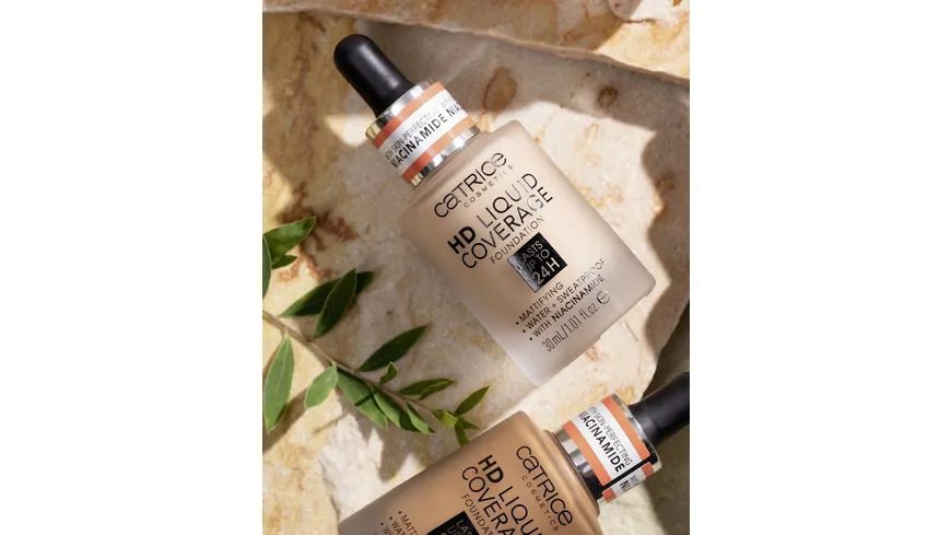 Catrice HD Liquid Coverage Foundation 30 ml 040 - Warm Beige