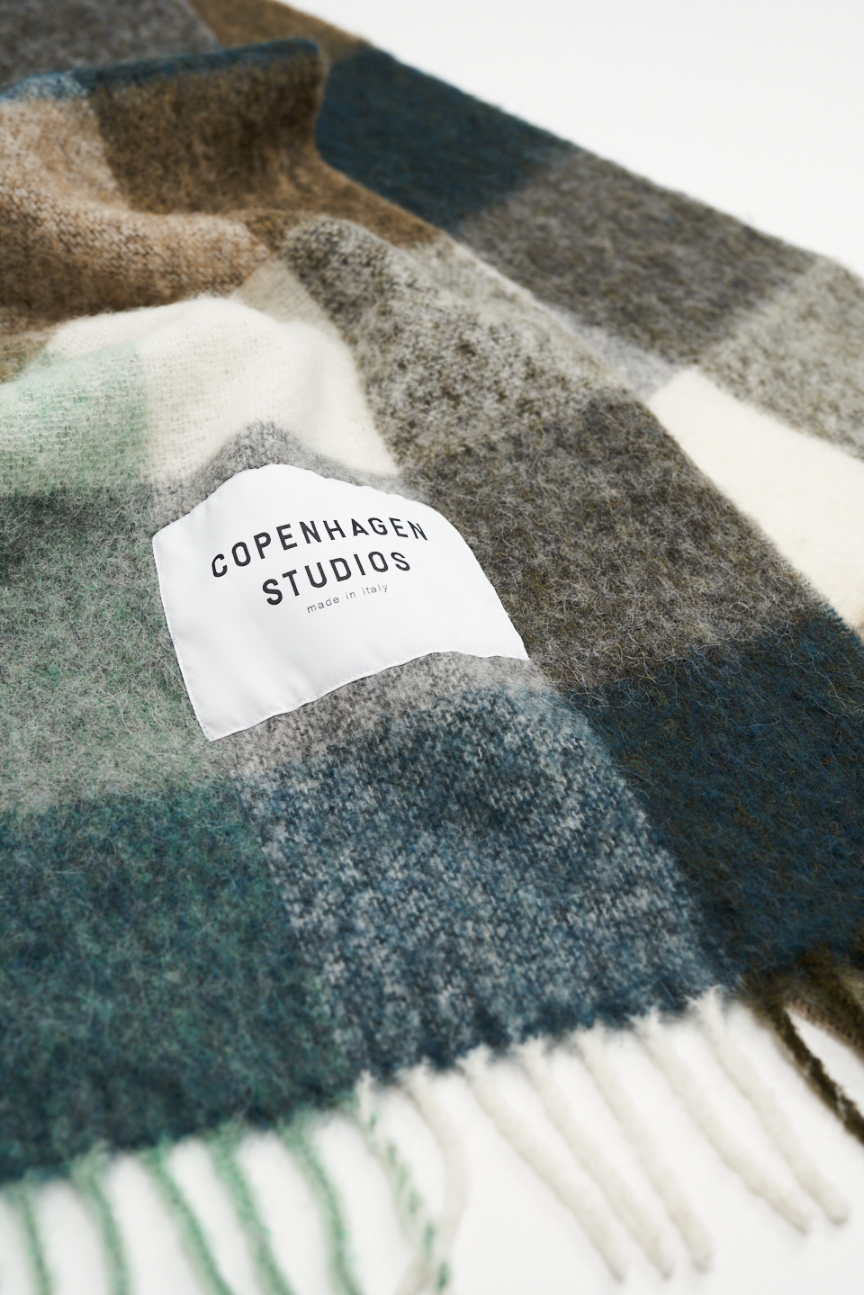 CPH SHAWL 2 wool mix green