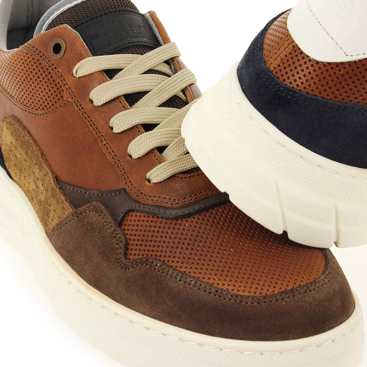 Bullboxer  114P21857A - Cognac