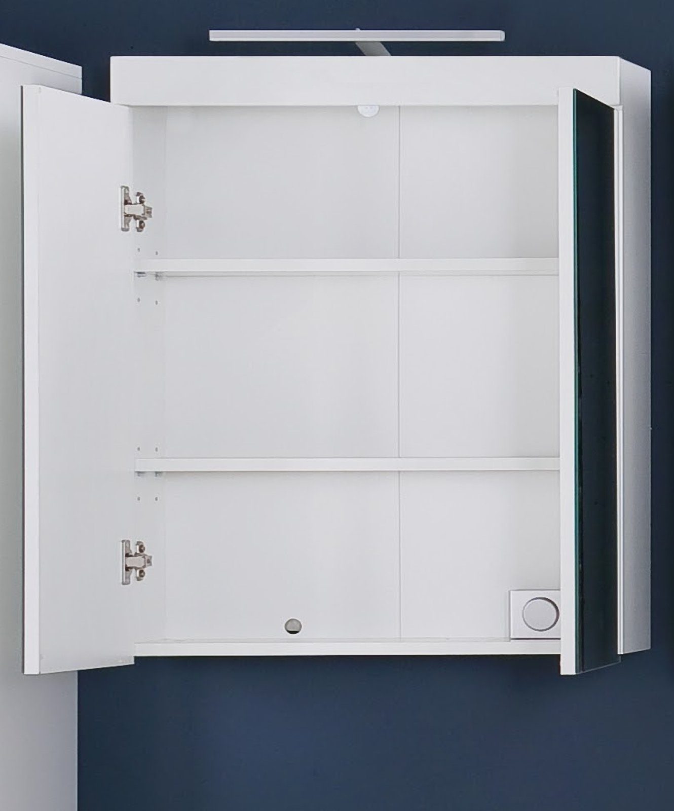 trendteam Badezimmerspiegelschrank Amanda (Hängeschrank 2-türig in weiß, 60 x 77 cm) Hochglanz