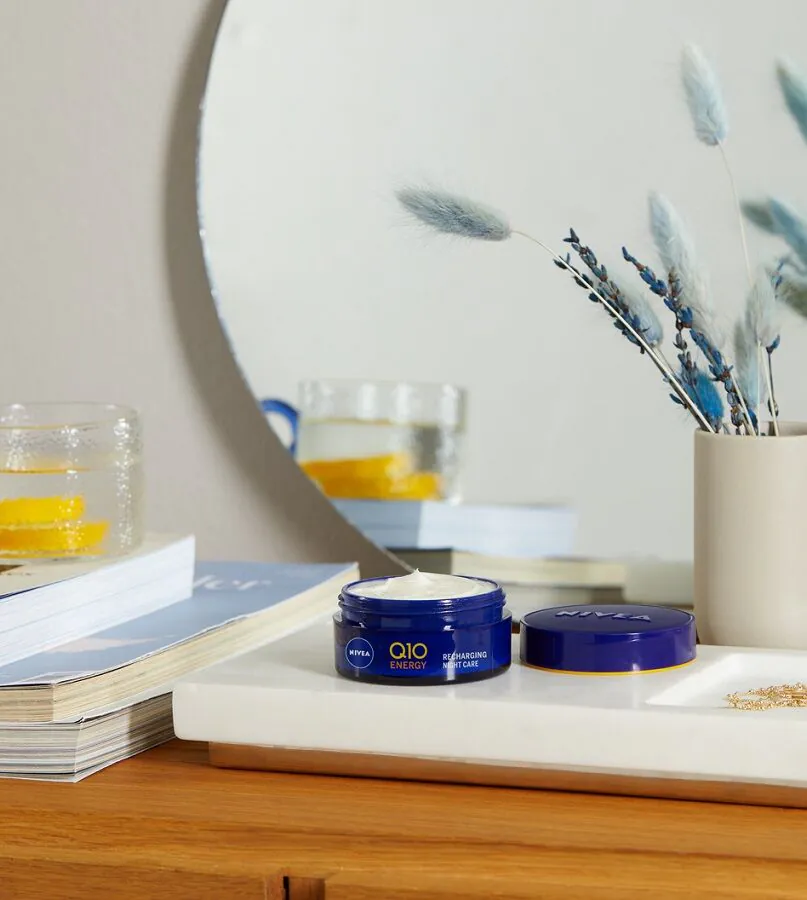 Nivea VisageQ10 PlusC noćna krema protiv bora za pomlađenu i energiziranu kožu