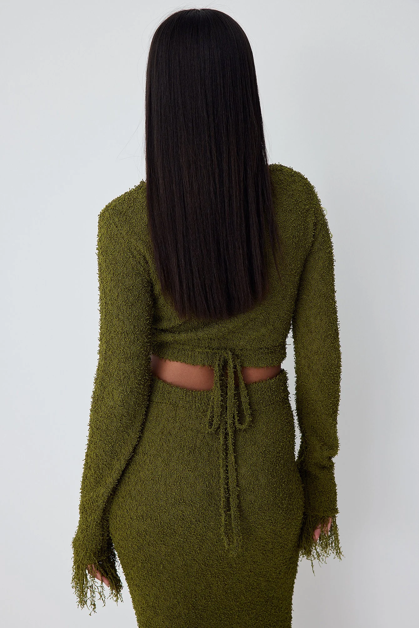 Gestrickter überlappender Pullover mit Fransendetails