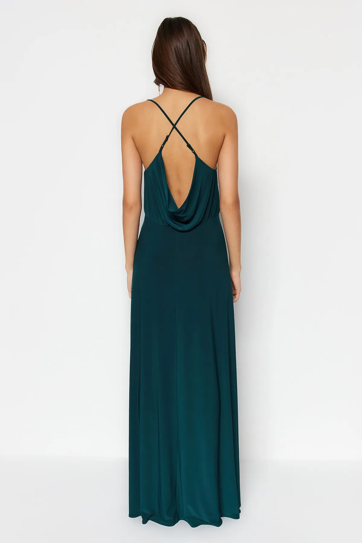 Trendyol Collection  Smaragdgrünes, gefüttertes, langes Abendkleid aus Strick TPRSS23AE00144