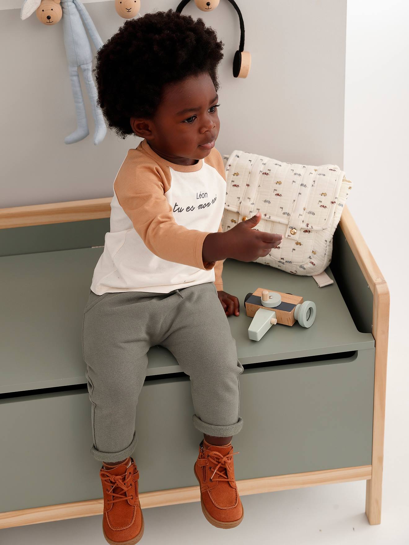 Ensemble bébé : T-shirt à personnaliser + pantalon en molleton vert