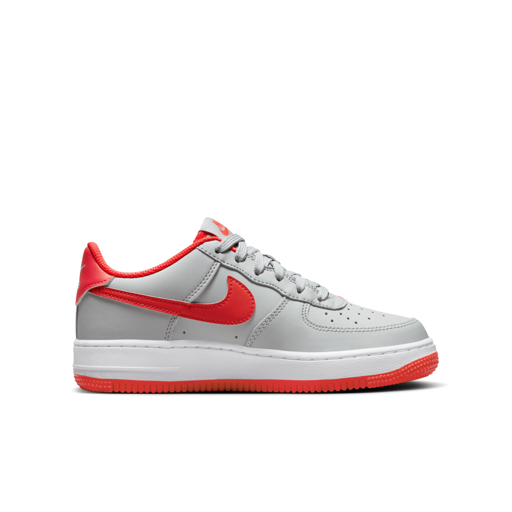 Nike Air Force 1 CT3839-005 / grau
