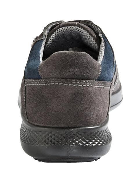 Schnürschuh mit kontrastfarbenen Nähten.