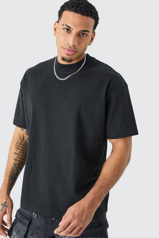 Oversize T-Shirt mit 13 Totenkopf-Print