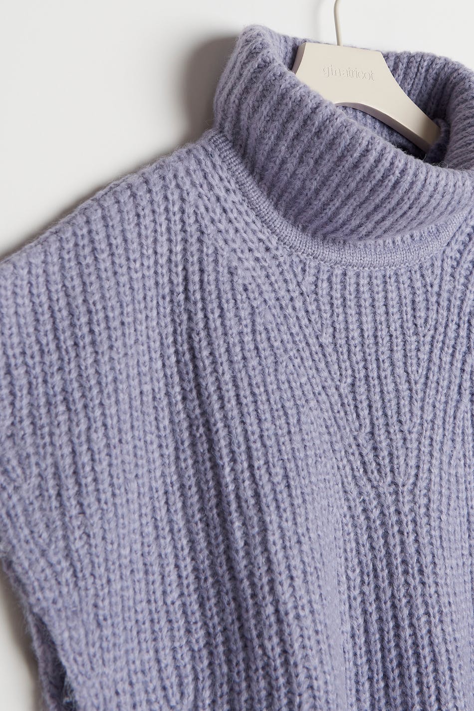 Mari knitted vest