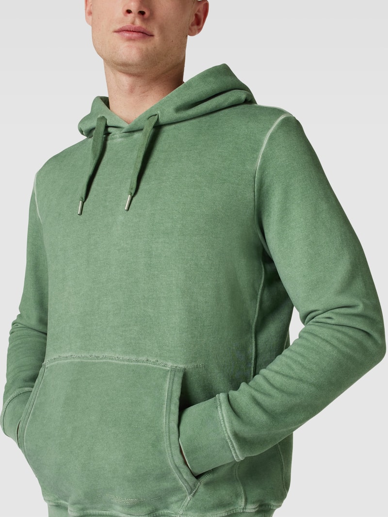 Hoodie mit Känguru-Tasche Modell 'SOHO HOODY' in olivgrün