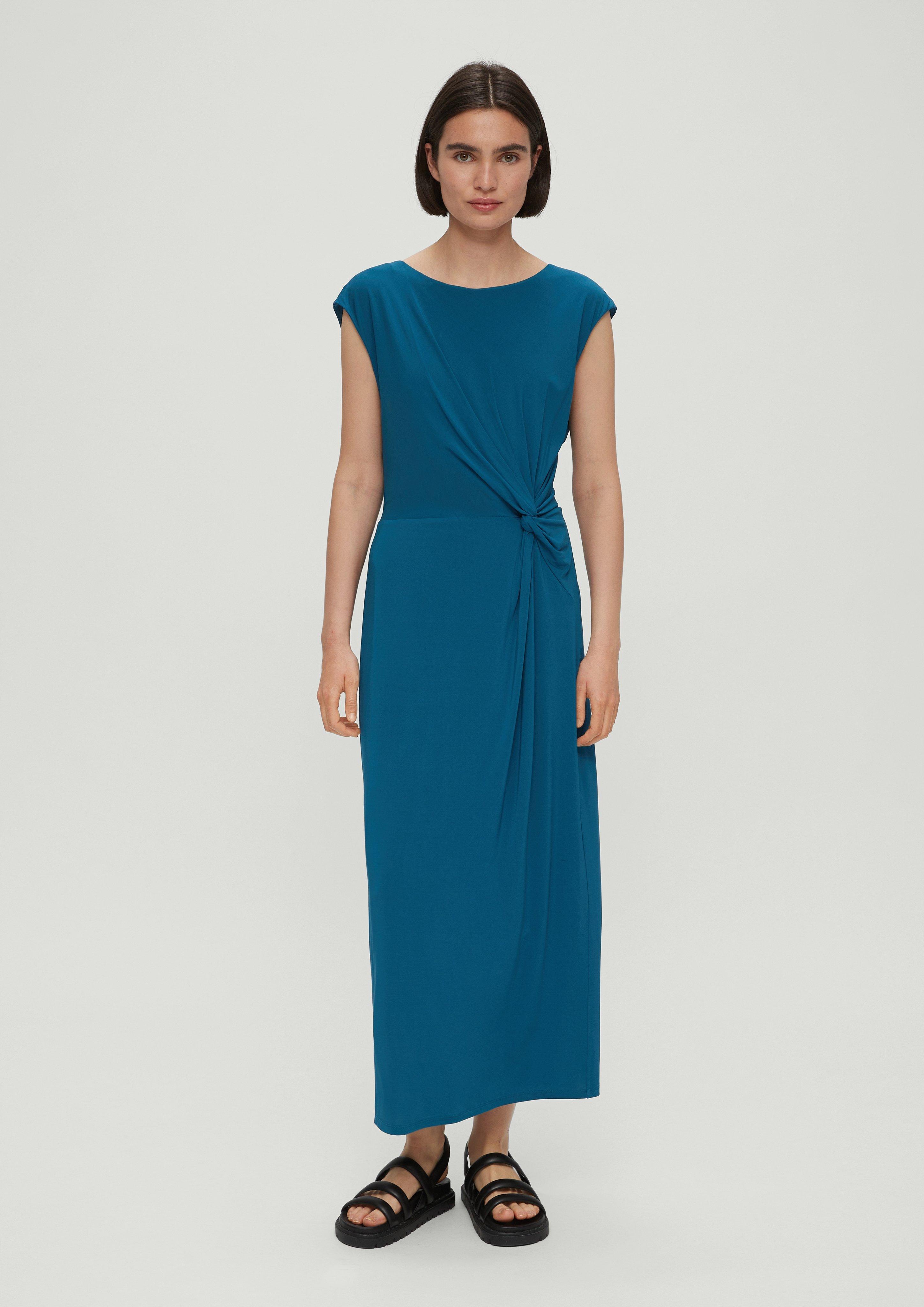 Kleid aus schimmerndem Viskosestretch  2131828-6768