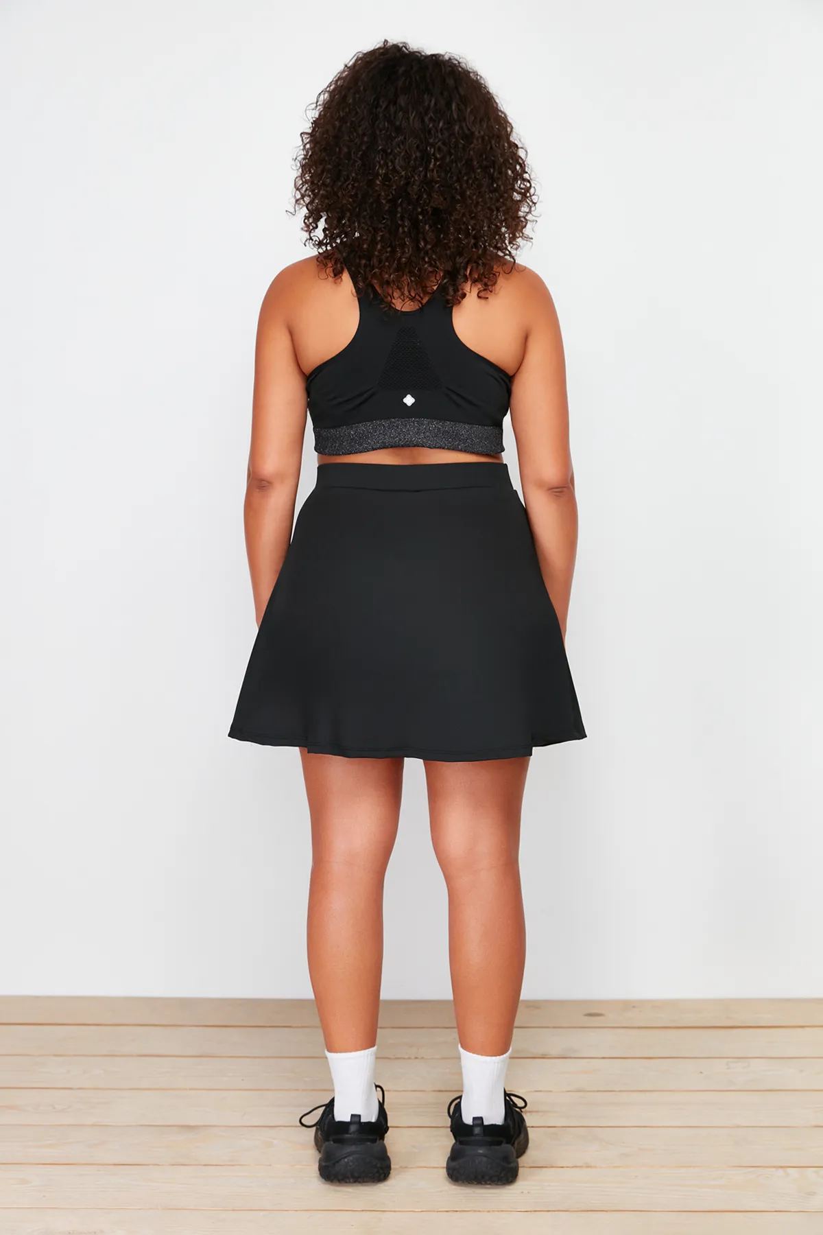 Trendyol Curve  Schwarzer 2-lagiger Sport-Shorts-Rock TBSSS24AP00024