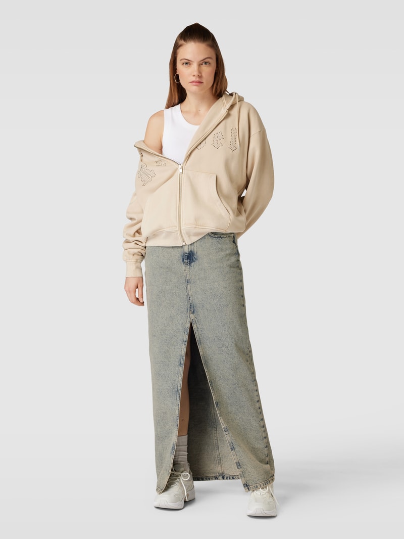 Sweatjacke mit Label-Print in offwhite