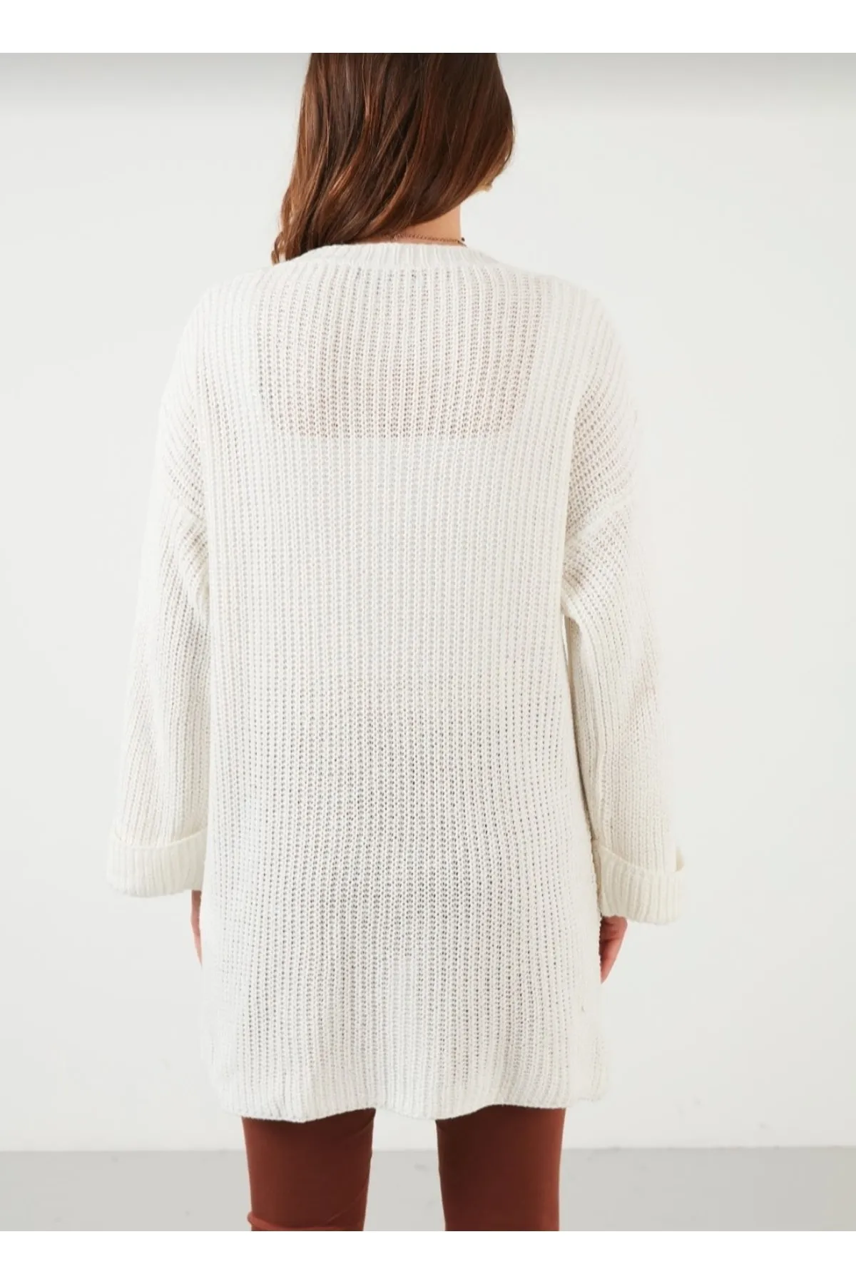 Nazende Stil  Lässiger Ecru-Strick-Cardigan für Damen mit gefalteten Ärmeln und Taschen