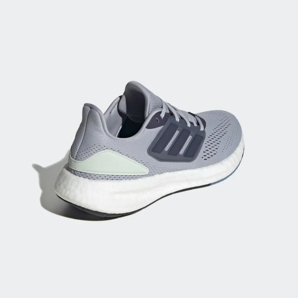adidas Pureboost 22 HQ1451 / grau