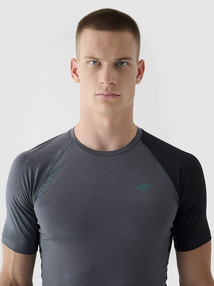 4F Trainingsshirt in Anthrazit/ Schwarz günstig kaufen